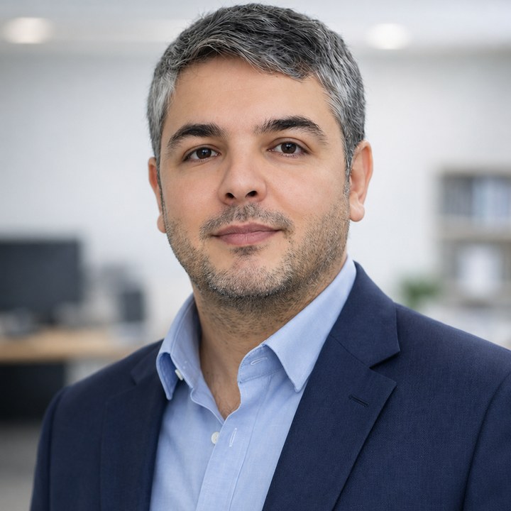 علیرضا نظری